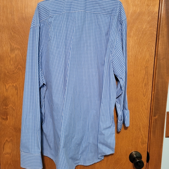 New IZOD button up shirt - Picture 4 of 6